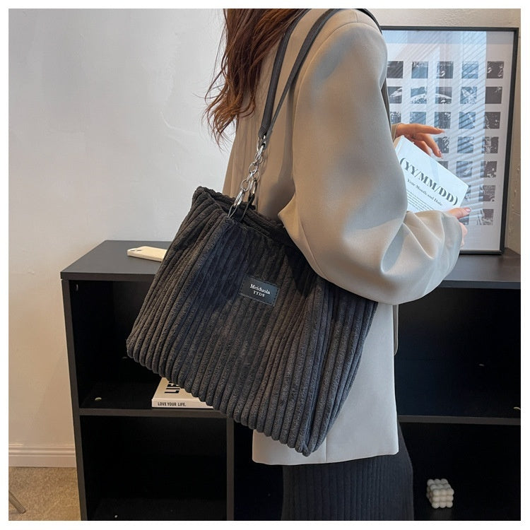 CLARA | Sac fourre-tout en velours côtelé